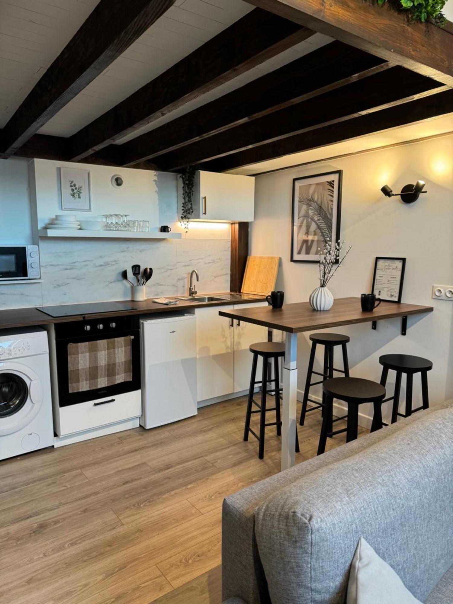 Le Petit Jardin, Proche Gare, Hyper Centre Apartment Cambrai Bagian luar foto