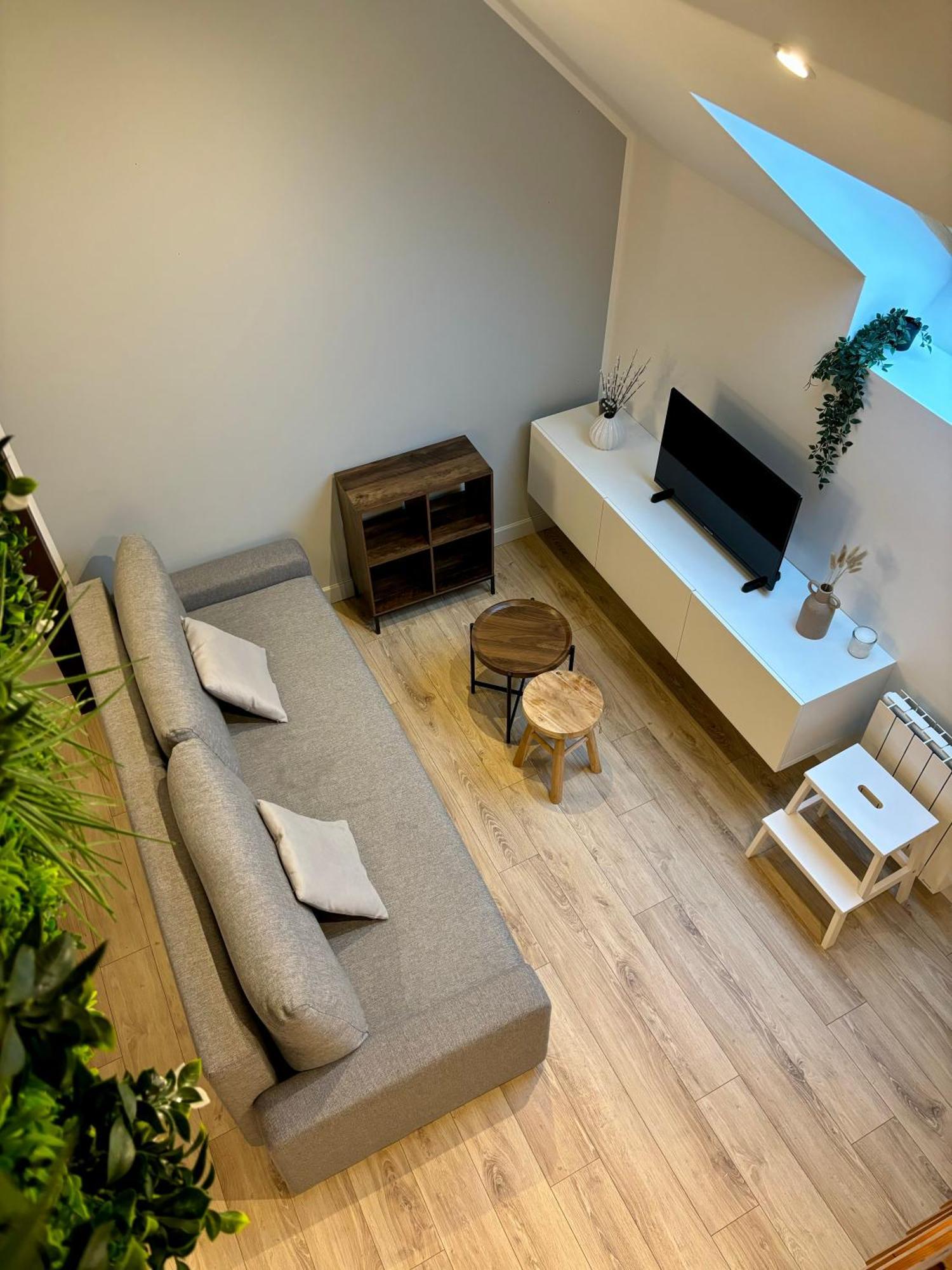 Le Petit Jardin, Proche Gare, Hyper Centre Apartment Cambrai Bagian luar foto