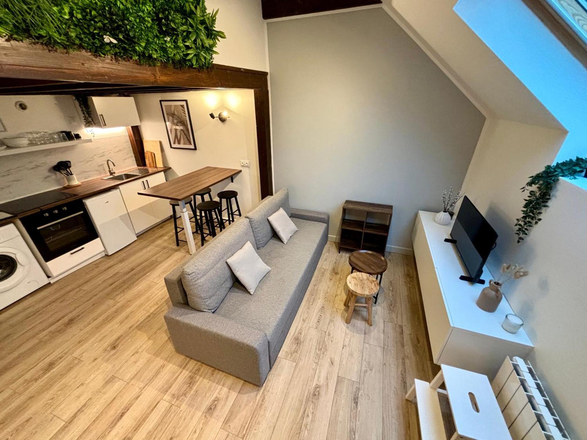 Le Petit Jardin, Proche Gare, Hyper Centre Apartment Cambrai Bagian luar foto